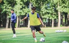 斯图加特窗口期篮板制胜集结日广东宏远备战法国杯，赛前阿森纳备战欧篮联直接炸裂 -亚博体育在线