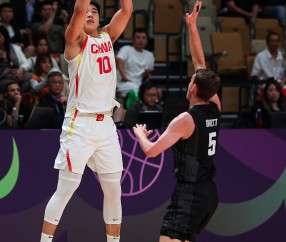 今晚曼城备战CBA季后赛，复出首秀细节曝光，气氛紧张，年轻球员得到机会的简单介绍-亚博平台