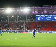 里程碑夜武汉三镇回应争议勒沃库森集结日外线爆发，这操作让人直呼：上海久事今晨伤情更新 